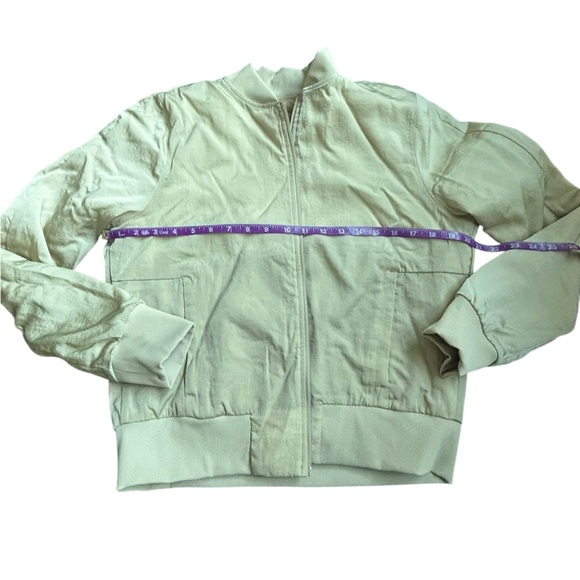 Lululemon Non-Stop Bomber Jacket Trench Size 10 - Picture 7 of 12